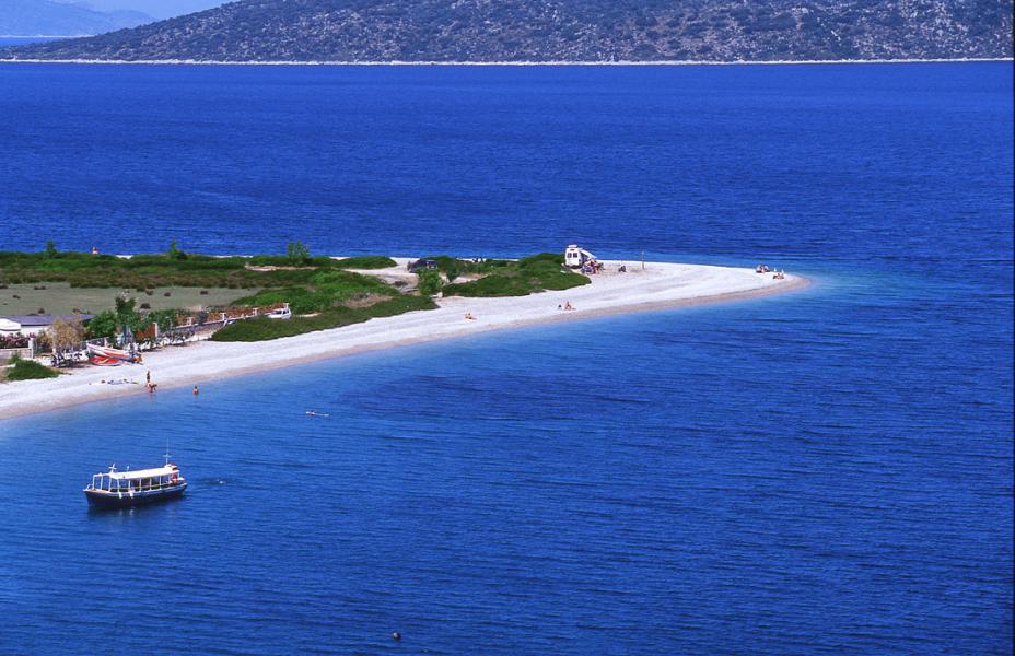 , <br>Agios Dimitrios beach in Alonnisos island.
Copyrights: Municipality of Alonissos
