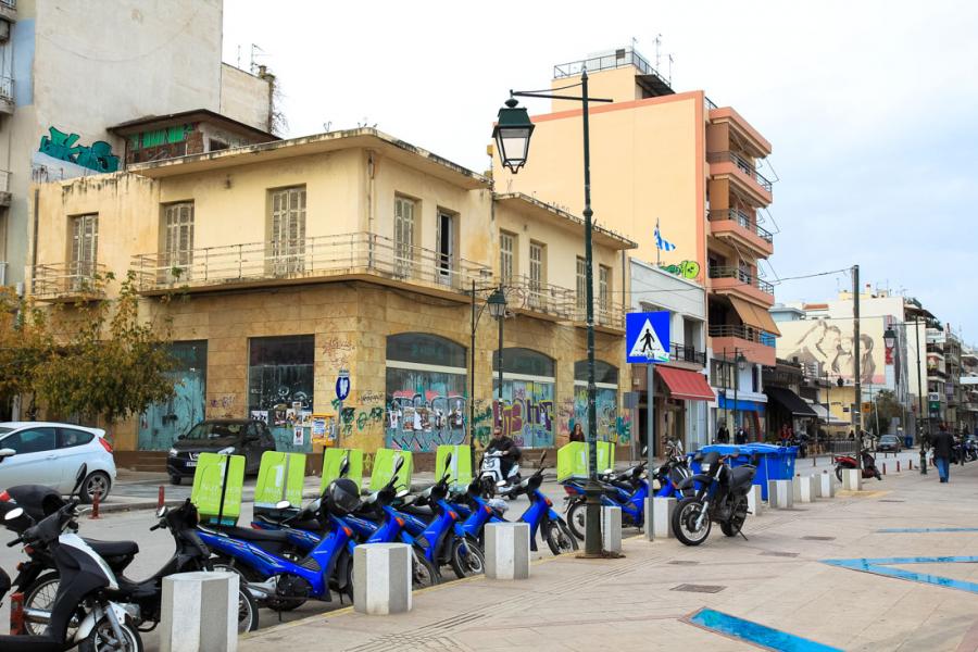 Motorbikes on the side of the El. Venizelos square in Corinth.