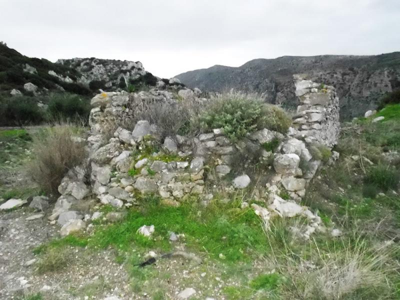 The ruins of Afentis Christos (Master Jesus) church in Paraspori village, Crete.
Photo by the Cultural Center of Paraspori.